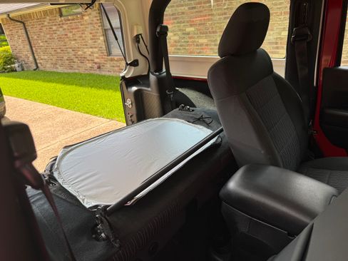 Used 2011 Jeep Wrangler Sport AWD/4WD image 11