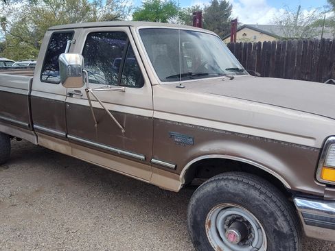 Used 1993 Ford F250 4x4 SuperCab image 2
