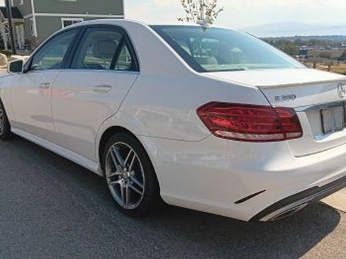 Used 2016 Mercedes-Benz E 350 4MATIC Sedan image 12
