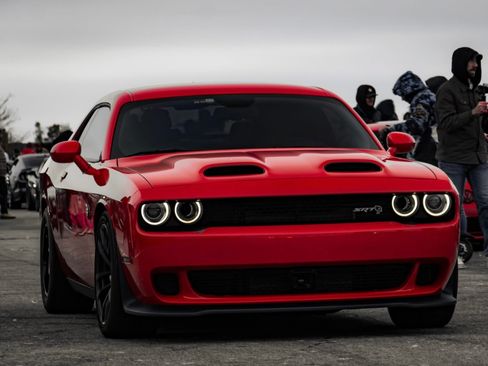 Used 2023 Dodge Challenger SRT Hellcat image 1