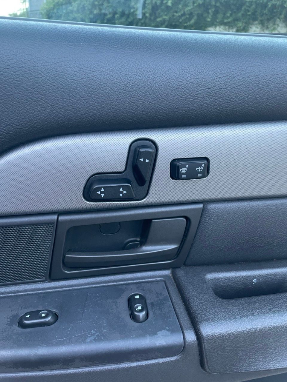 Used 2004 Mercury Marauder RWD image 16