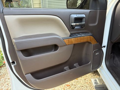 Used 2018 GMC Sierra 1500 SLT w/ SLT Premium Package image 21