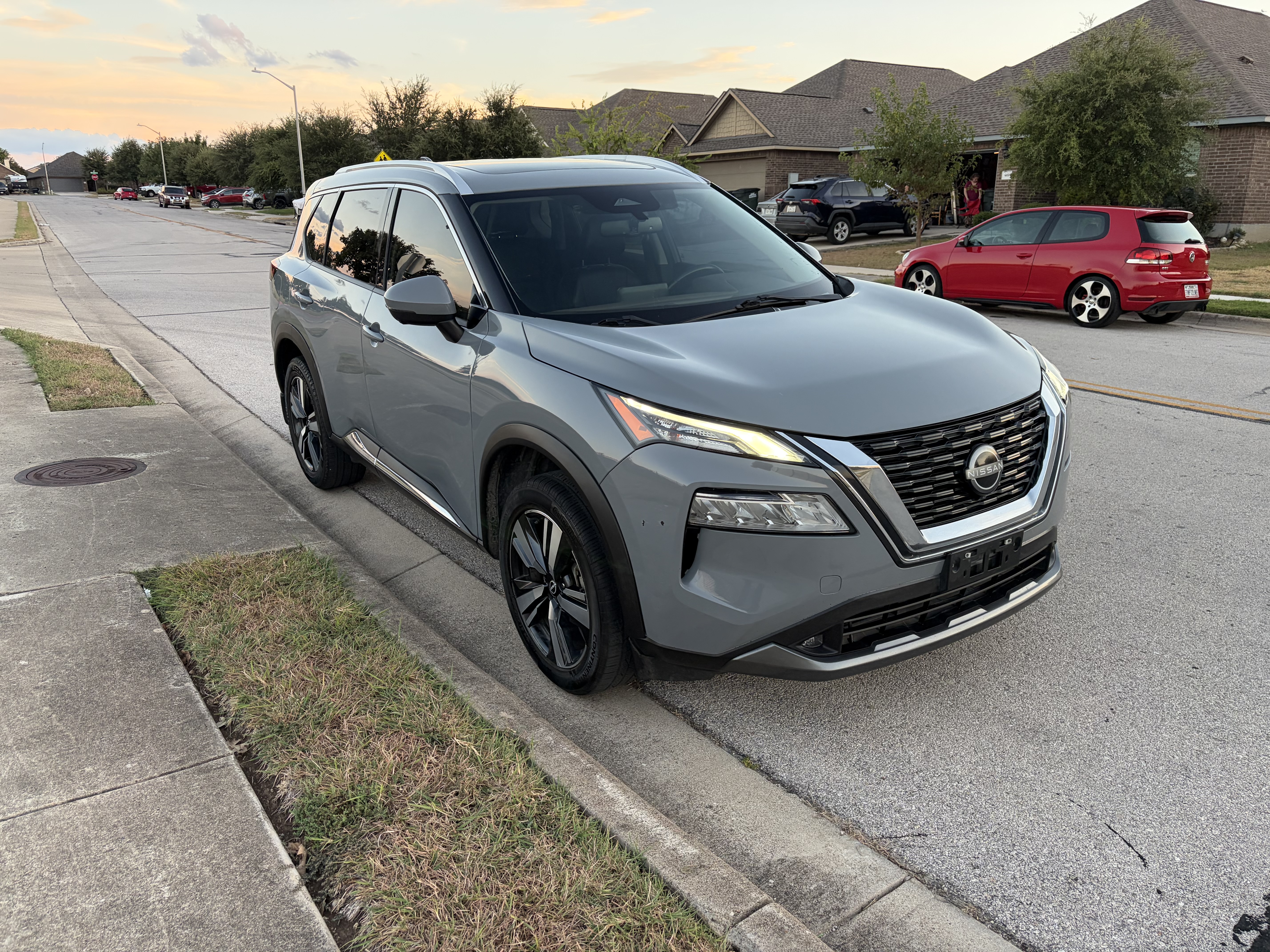 Used 2022 Nissan Rogue SL FWD image 25