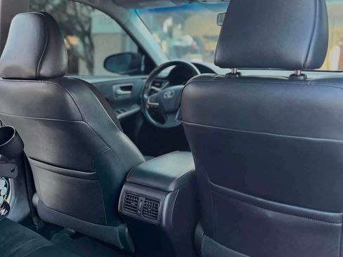 Used 2016 Toyota Camry XSE w/ Moonroof Package FWD image 14