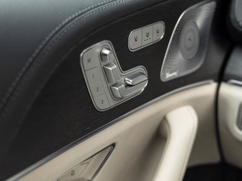 Used 2020 Mercedes-Benz GLE 580 4MATIC image 9