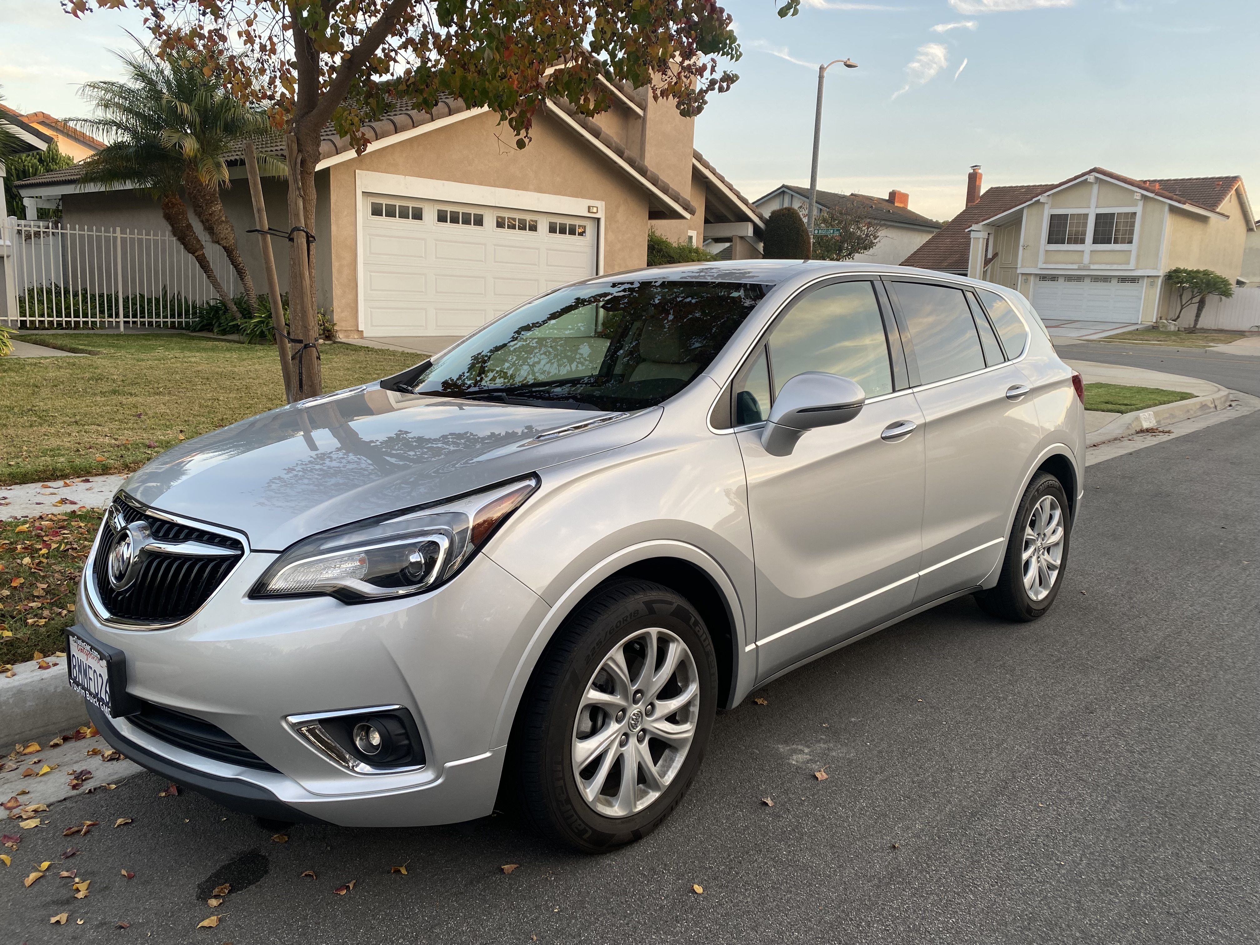 Used 2019 Buick Envision Preferred FWD image 2