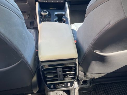 Used 2024 Lexus RZ 450e Premium w/ Accessory Package (2T) image 14