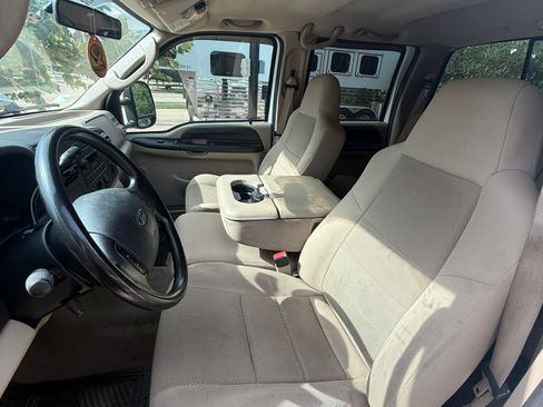 Used 2005 Ford F250 XLT RWD image 10
