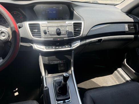Used 2015 Honda Accord Sport image 5