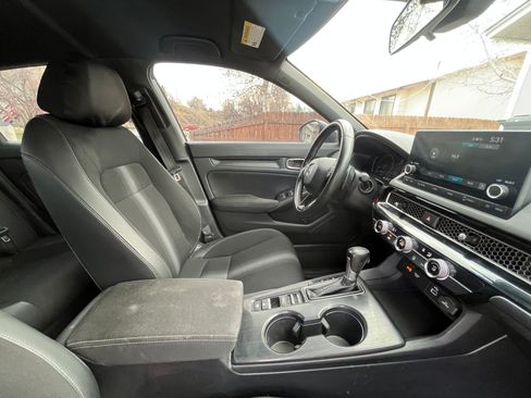 Used 2022 Honda Civic Sport image 16