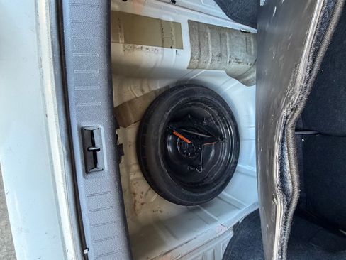 Used 2014 Nissan Sentra S FWD image 29