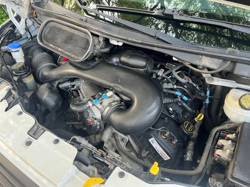 Used 2017 Ford Transit 350 148 Low Roof RWD image 2