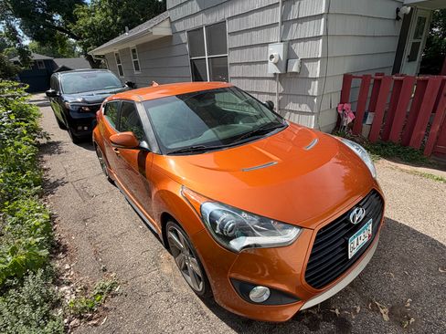 Used 2013 Hyundai Veloster Turbo FWD image 6