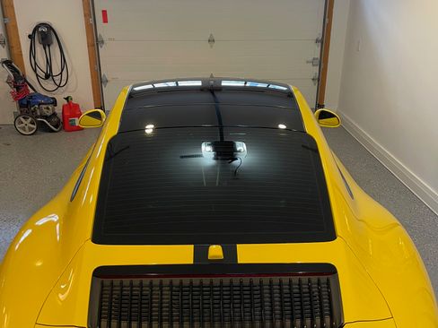 Used 2018 Porsche 911 Carrera image 24