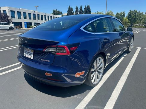 Used 2019 Tesla Model 3 Performance AWD/4WD image 9