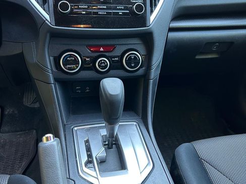 Used 2023 Subaru Crosstrek 2.0i AWD/4WD image 8