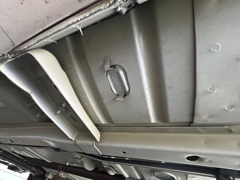 Used 2003 Chrysler Sebring Limited image 8