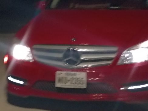 Used 2011 Mercedes-Benz C 300 Sedan w/ Premium 1 Pkg image 2