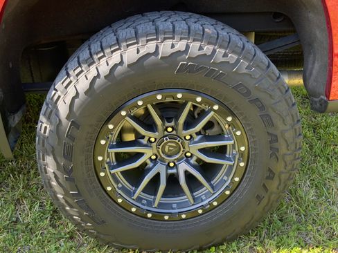 Used 2021 Chevrolet Silverado 1500 LT Trail Boss AWD/4WD image 9