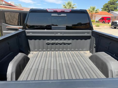 Used 2023 GMC Sierra 1500 Denali w/ Technology Package AWD/4WD image 20