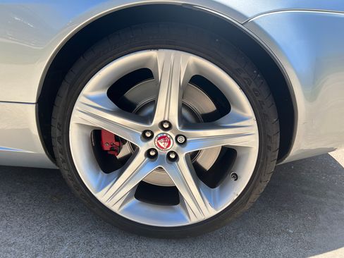 Used 2015 Jaguar XKR R RWD image 19