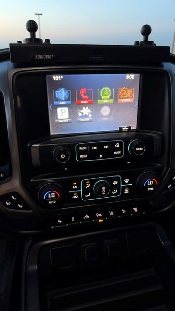 Used 2015 Chevrolet Silverado 2500 LTZ w/ Duramax Plus Package AWD/4WD image 14