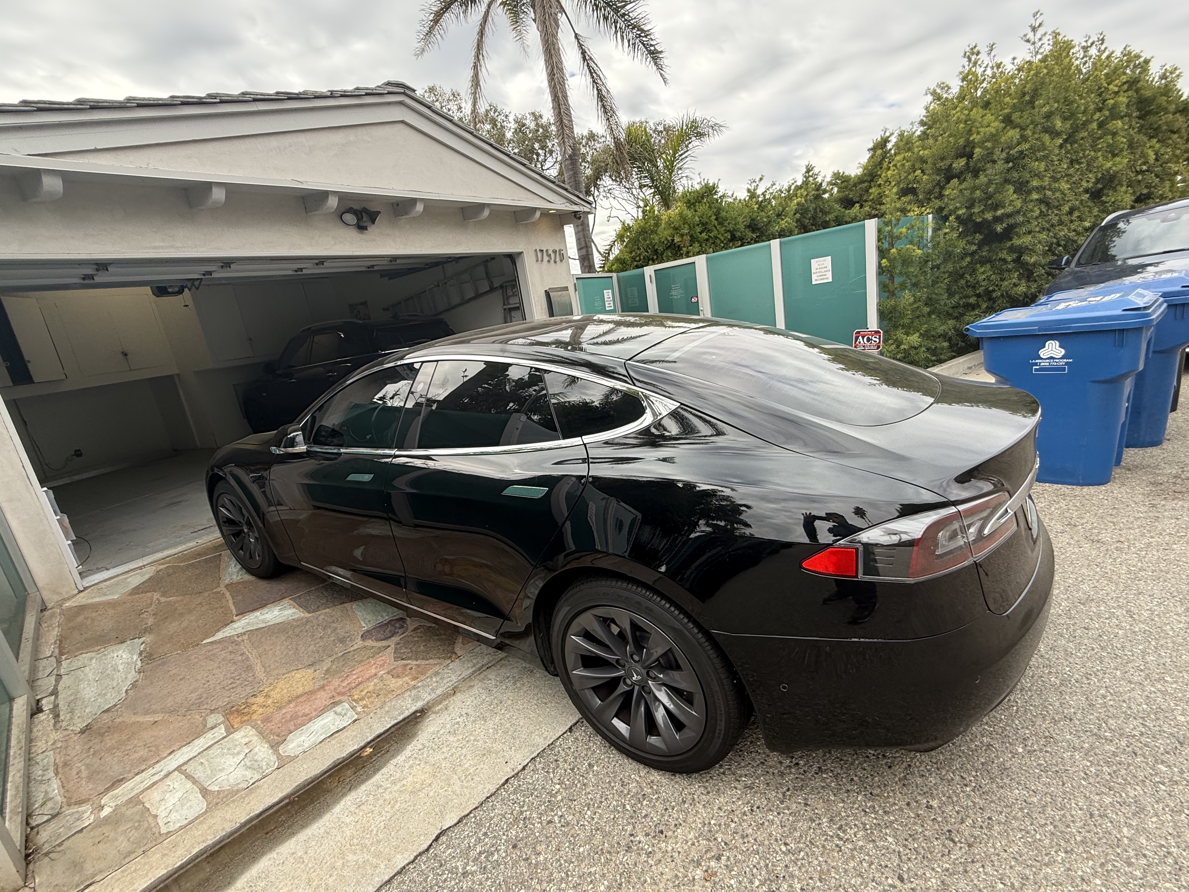 Used 2020 Tesla Model S Long Range Plus AWD/4WD image 12