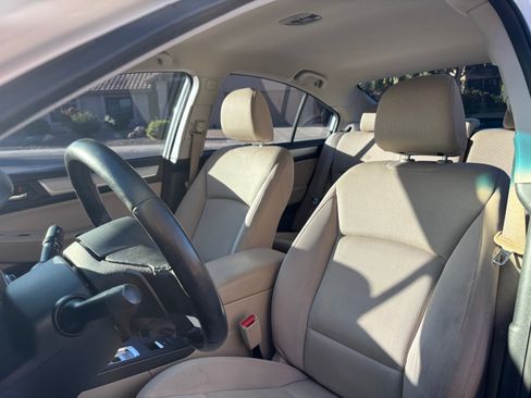 Used 2015 Subaru Legacy 2.5i Premium image 14