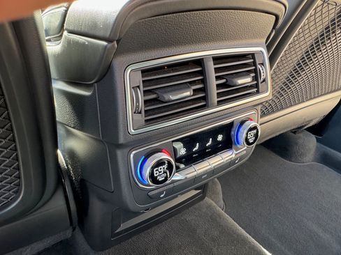 Used 2018 Audi Q7 3.0T Prestige image 31