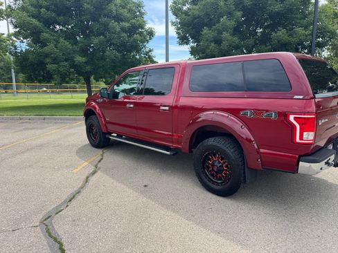 Used 2015 Ford F150 XLT w/ Equipment Group 302A Luxury AWD/4WD image 4