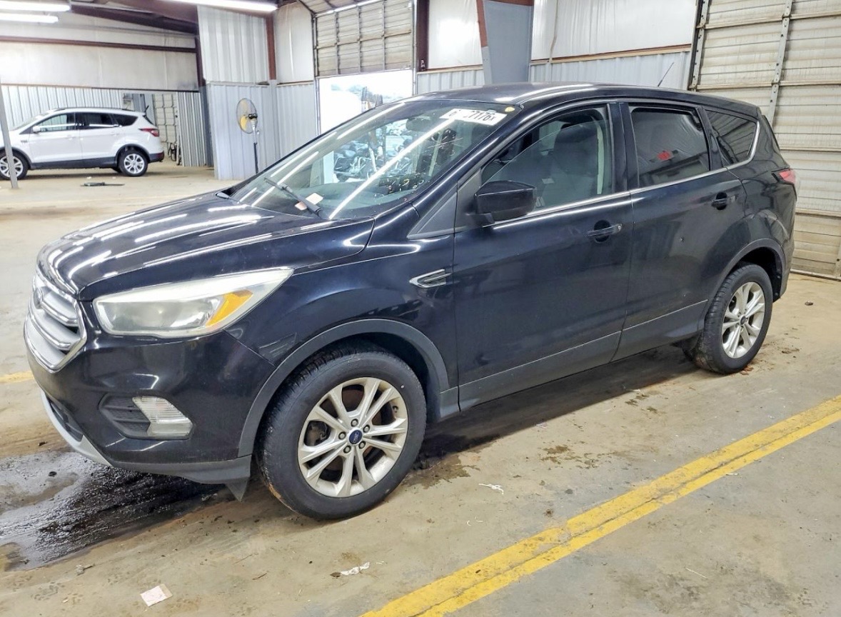 Used 2017 Ford Escape SE FWD image 8