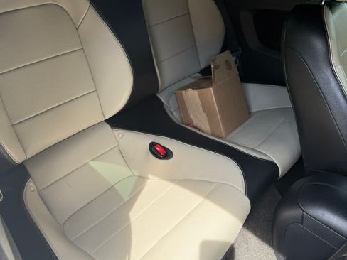 Used 2017 Ford Mustang Premium RWD image 6