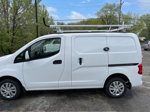 Used 2021 Nissan NV200 SV FWD image 1