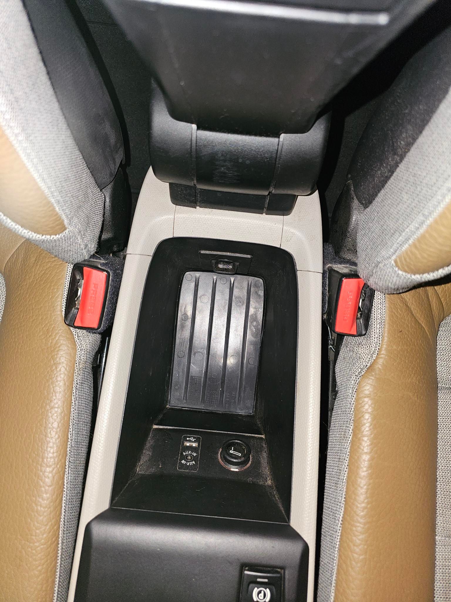 Used 2015 BMW i3 w/ Range Extender RWD image 15
