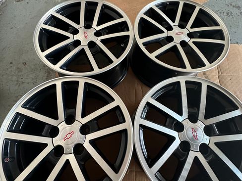 Used 2002 Chevrolet Camaro Z28 w/ SS Performance/Appearance Pkg image 19