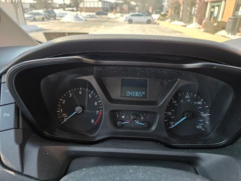 Used 2019 Ford Transit 250 148 Medium Roof image 6