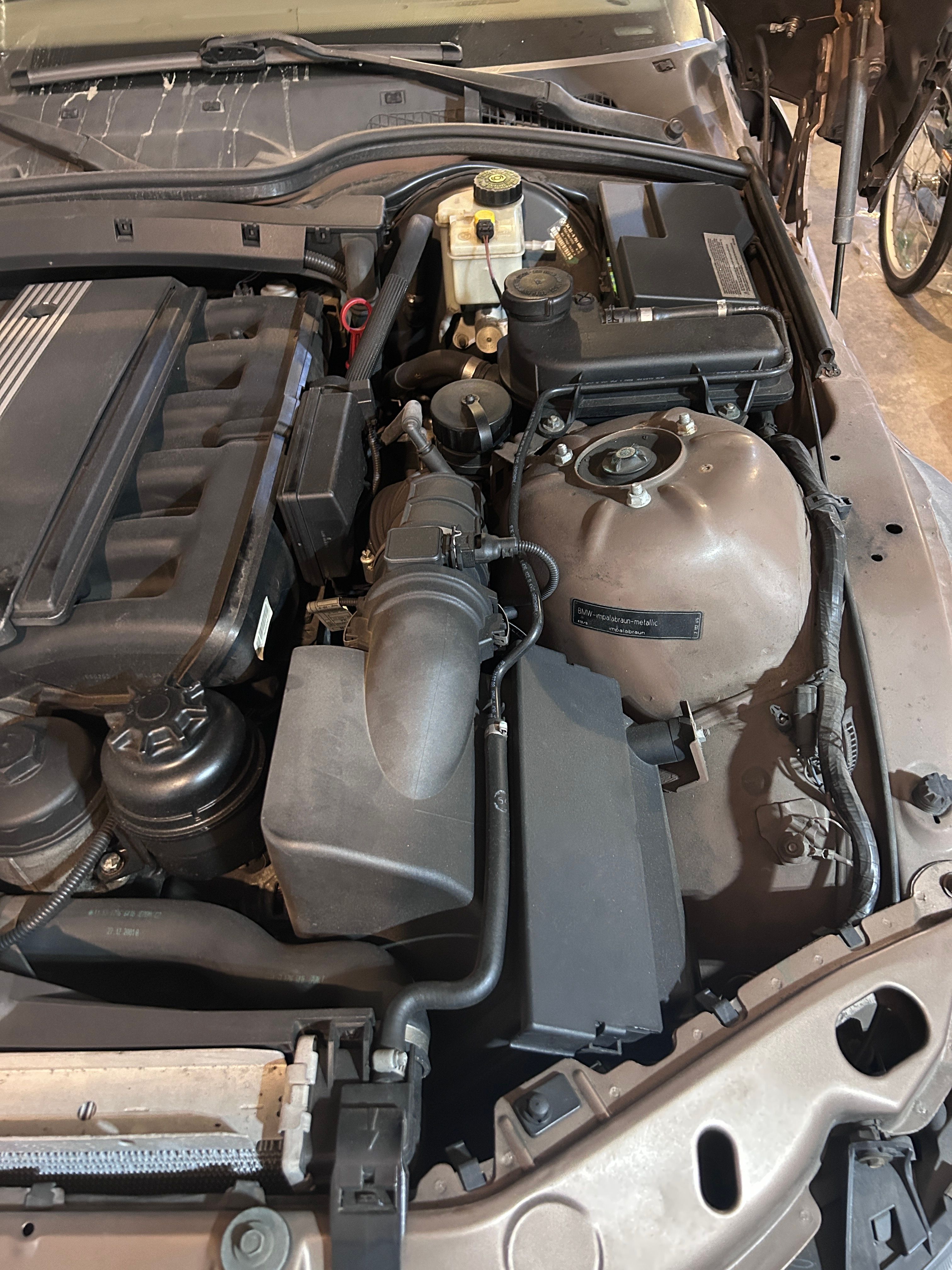 Used 2002 BMW Z3 2.5i RWD image 15