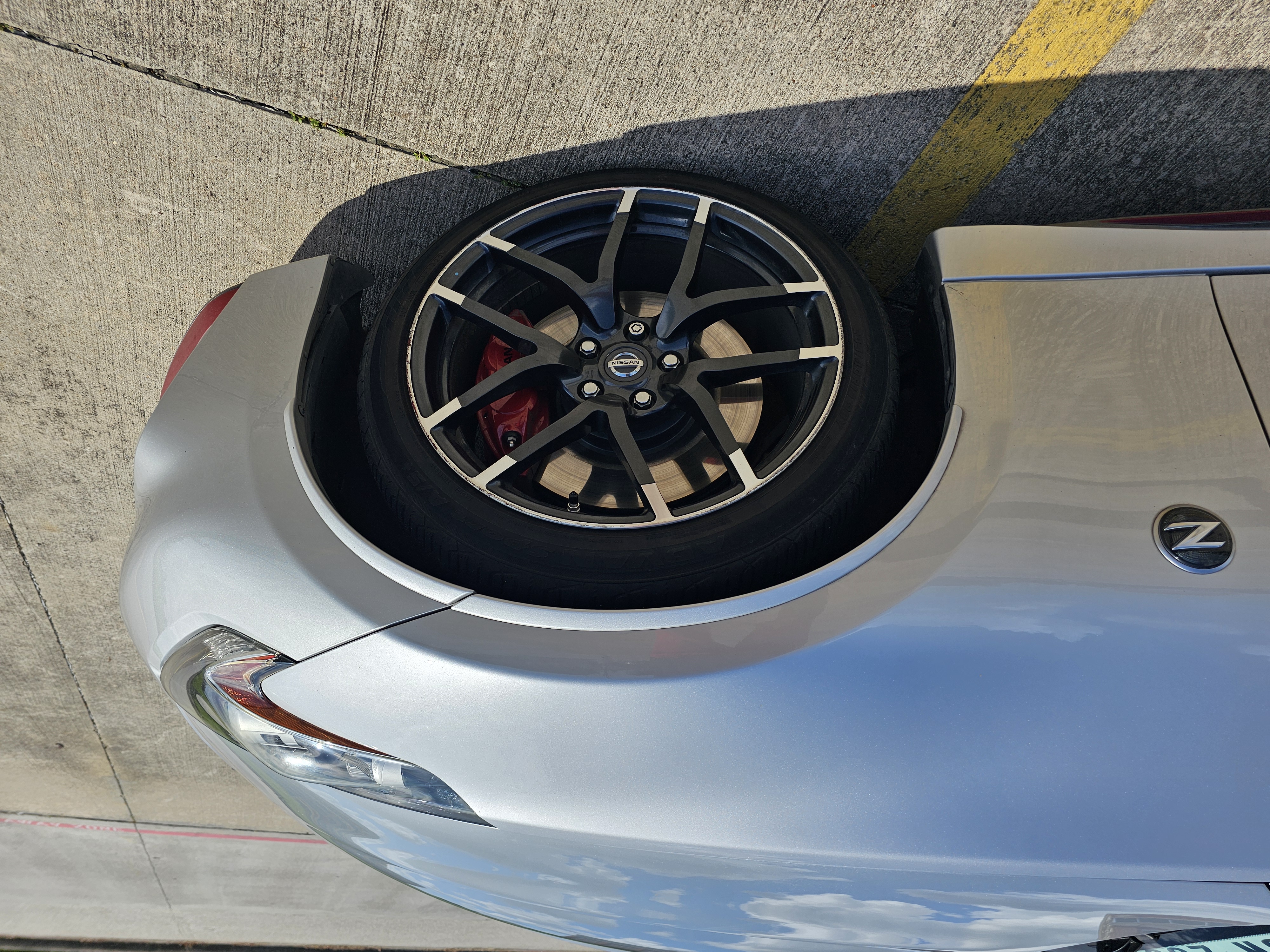 Used 2017 Nissan 370Z NISMO RWD image 18