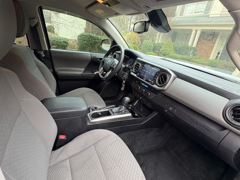 Used 2021 Toyota Tacoma SR5 image 20