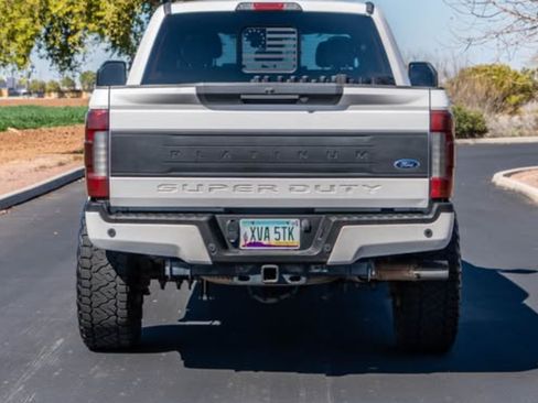 Used 2017 Ford F250 Platinum w/ FX4 Off-Road Package image 5