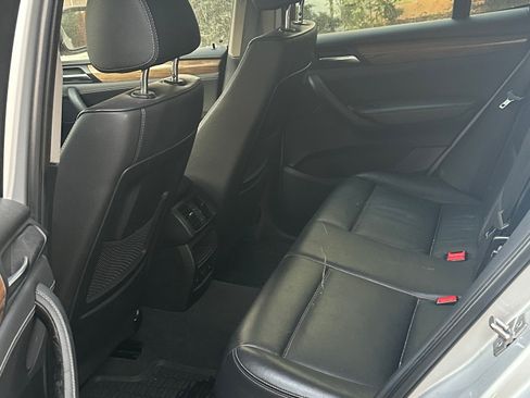 Used 2011 BMW X3 xDrive35i image 6