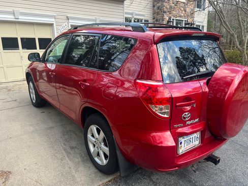 Used 2007 Toyota RAV4 Limited image 5
