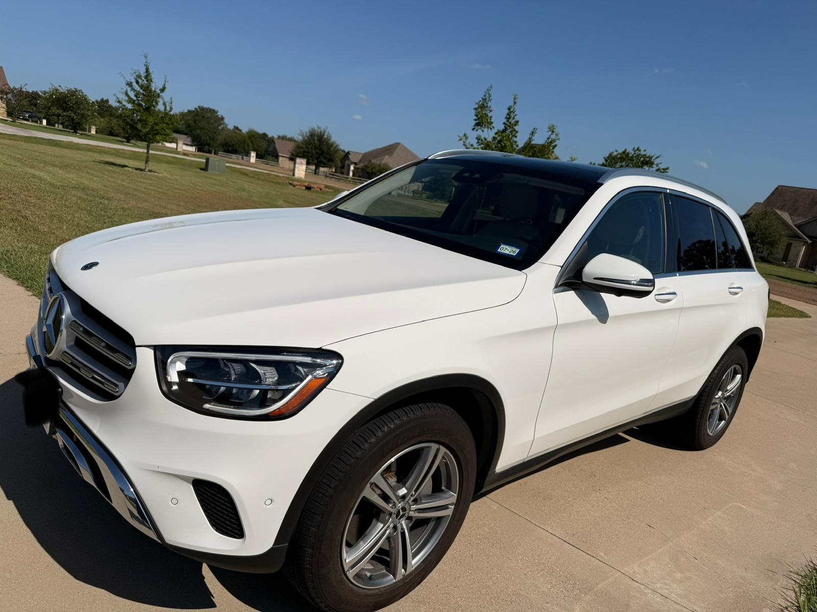 Used 2022 Mercedes-Benz GLC 300 image 1