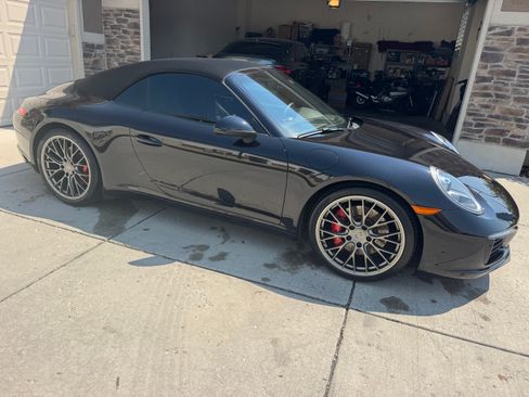Used 2017 Porsche 911 Carrera S RWD image 4
