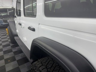 Used 2021 Jeep Wrangler Unlimited Rubicon AWD/4WD image 8