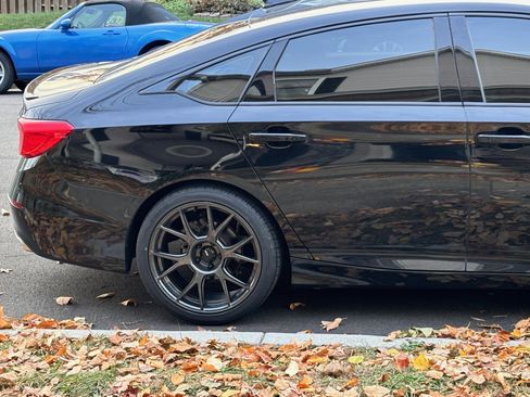 Used 2020 Honda Accord Sport image 9