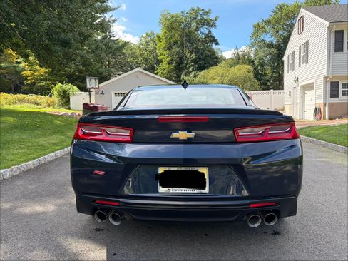 Used 2016 Chevrolet Camaro LT RWD image 2