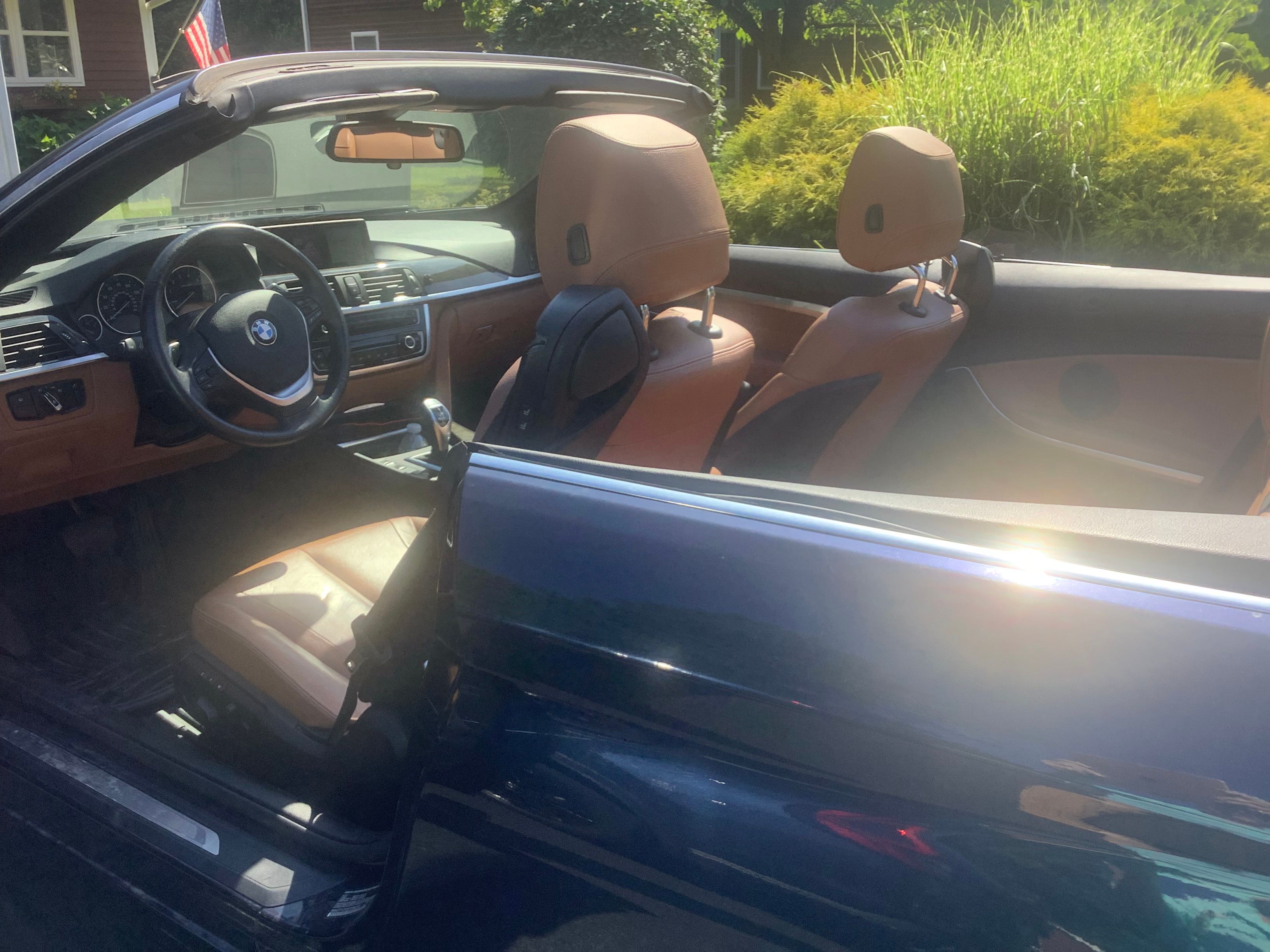 Used 2014 BMW 428i xDrive Convertible AWD/4WD image 2