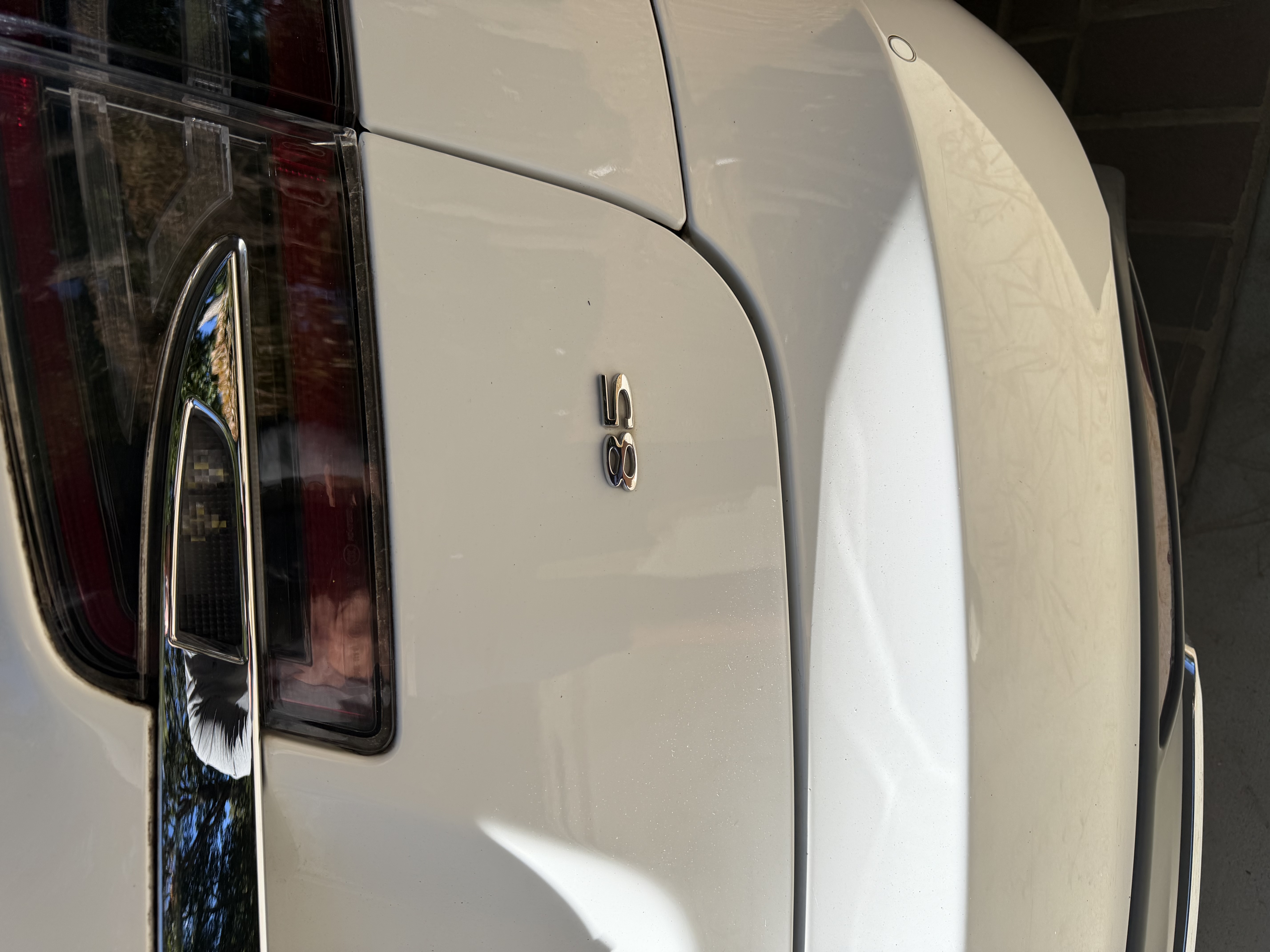 Used 2016 Tesla Model S 85 RWD image 5