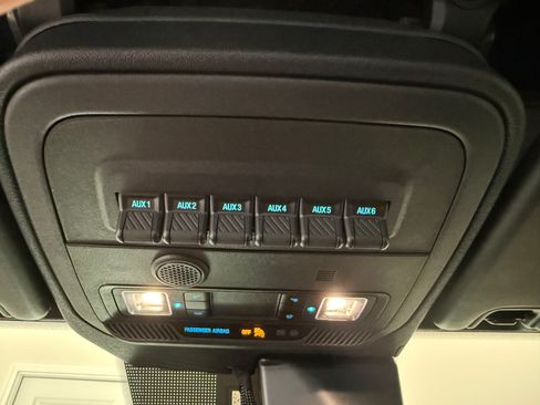 Used 2023 Ford Bronco Outer Banks image 20